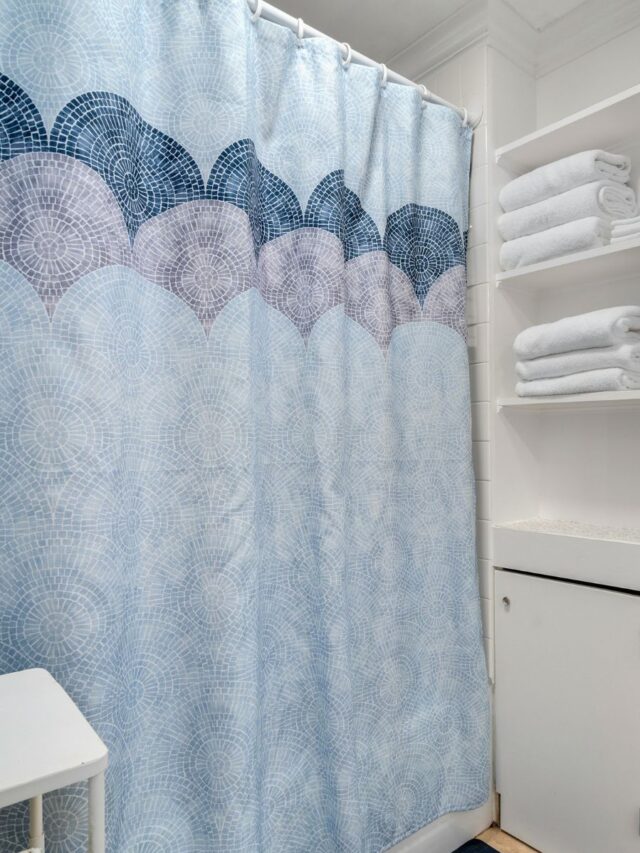 blue-circle-pattern-plastic-shower-curtain-story-format